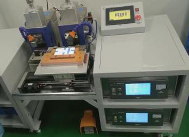 超聲波軟包終焊雙邊焊接機21秒(miǎo)
